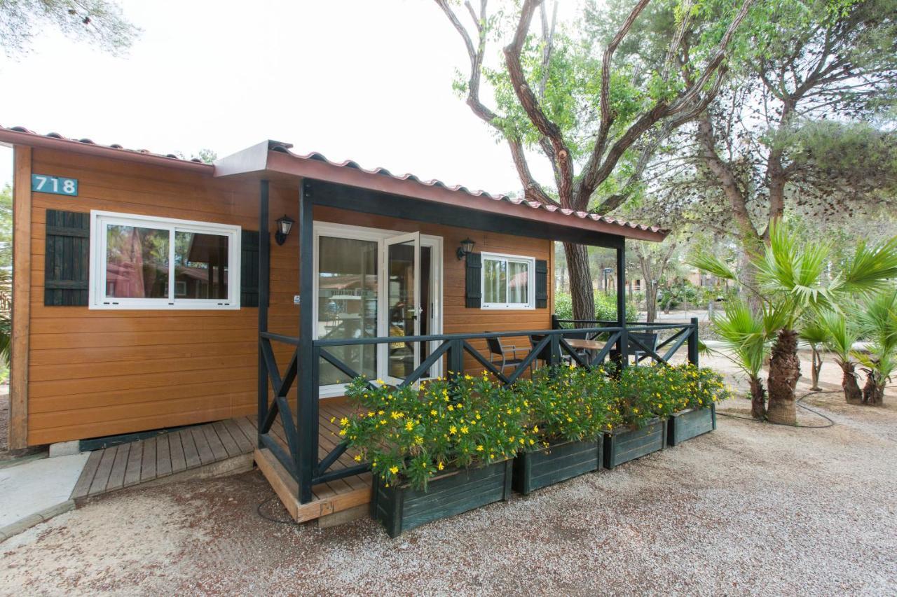 Camping Vilanova Park Vilanova i la Geltru Exterior photo