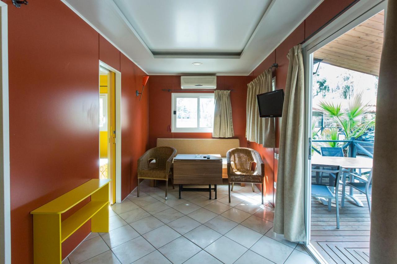 Camping Vilanova Park Vilanova i la Geltru Exterior photo